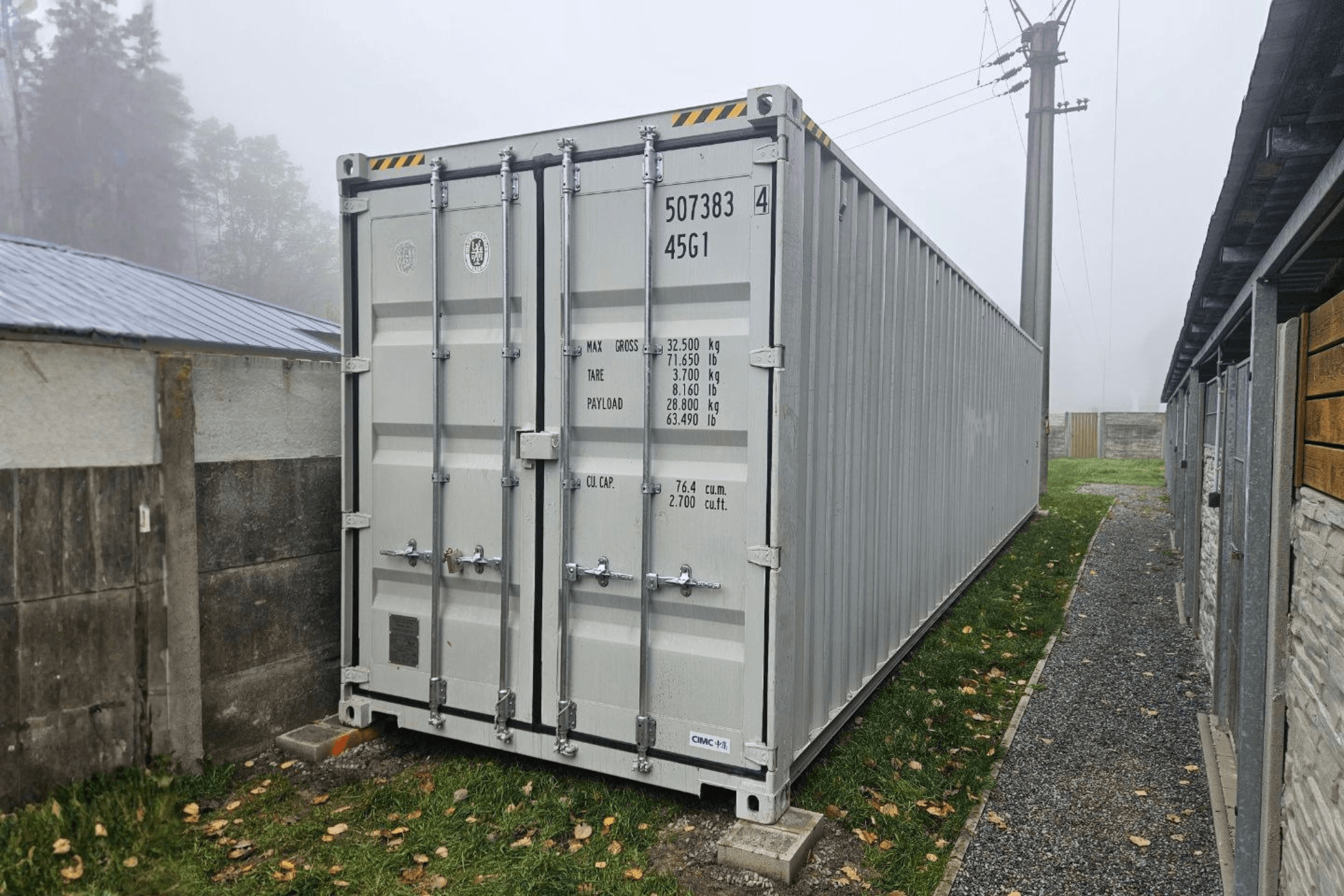 Lodní kontejner 40′ HC ve kvalitě ONE TRIP, barva světle šedá